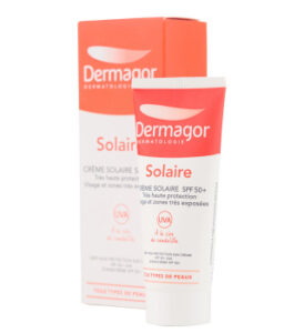 کرم ضد آفتاب بی رنگ SPF 50 پوست نرمال تاخشک درماگور (40 میلی لیتر)