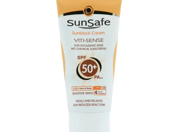 کرم ضد آفتاب رنگی +SPF50 فاقد جاذب های شیمیایی مناسب پوست حساس سان سیف (۵۰ میلی لیتر)
