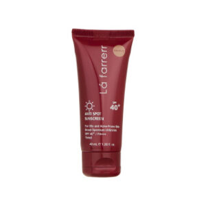 ضد آفتاب و ضد لک رنگ متوسط لافارر SPF40 مناسب پوست چرب و آکنه دار (40 میلی لیتر)