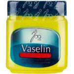 وازلین ویتامینه معطر ژومیو (125 میلی لیتر)